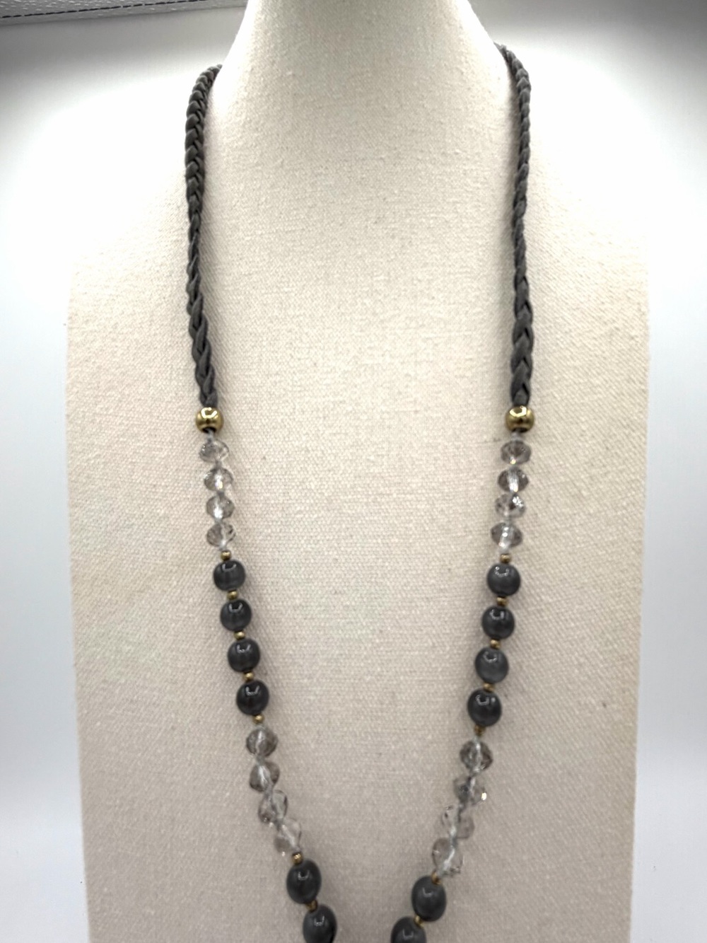 Earthy Gray Beaded Leatherette tassel pendant necklace Bohemian Gypsy Style - Picture 3 of 7